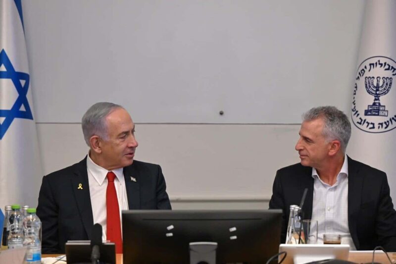 Israeli Prime Minister Benjamin Netanyahu with Mossad Director David Barnea at the spy agency's headquarters, July 2, 2025. Photo by Haim Zach/GPO.