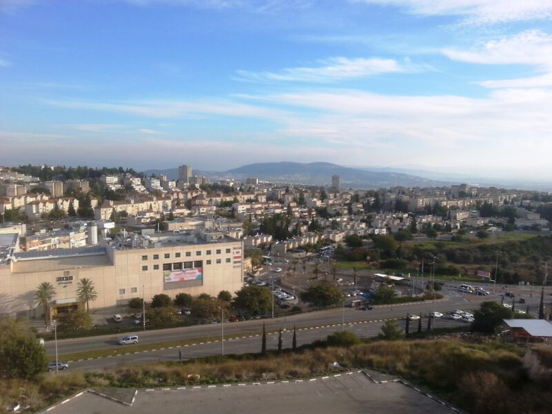 View of Nazareth Illit, Ben Gurion Neighborhood and Lev Ha'Ir Mall * Photo: Eranrabl