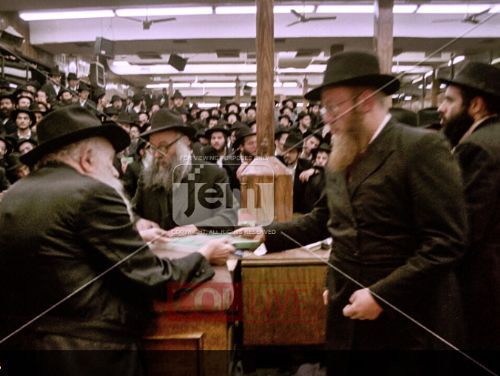 Aron (Harry) Mendelsohn, 55, OBM 