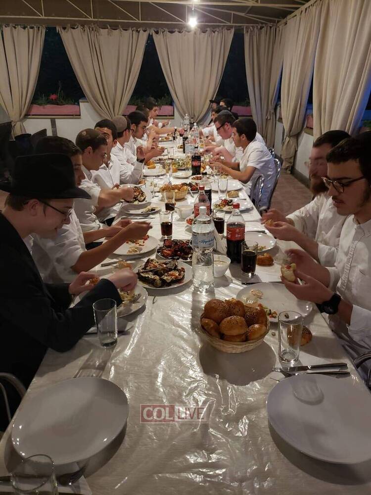 Dinner in Kiev upon arrival (day 1)