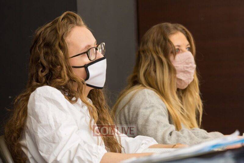Pair students at the Mayanot Women_s Program during Covid
