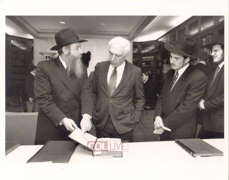 Sen. Lautenberg 7 Books