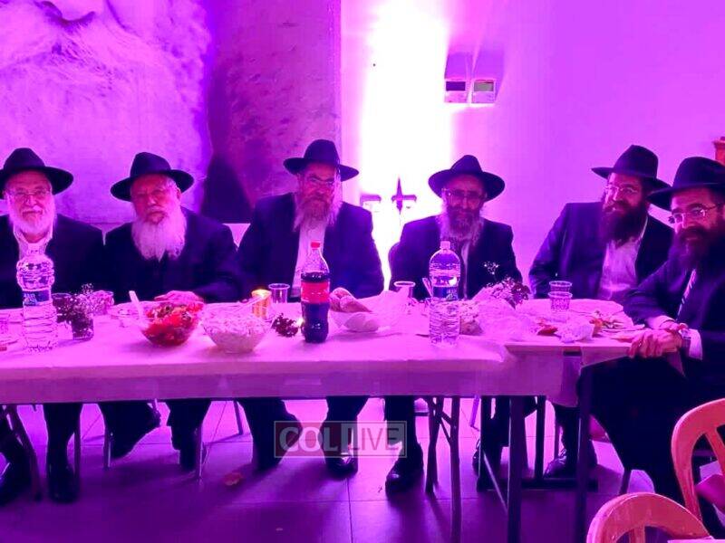 Rabbi Chitirk, Raskin, Goldshmidt, Gluchovsky who was the guest speaker for the banquet, Rabbi Zalman Kaplan and Rabbi Chaim Kaplan whose father was the head Shliach.
