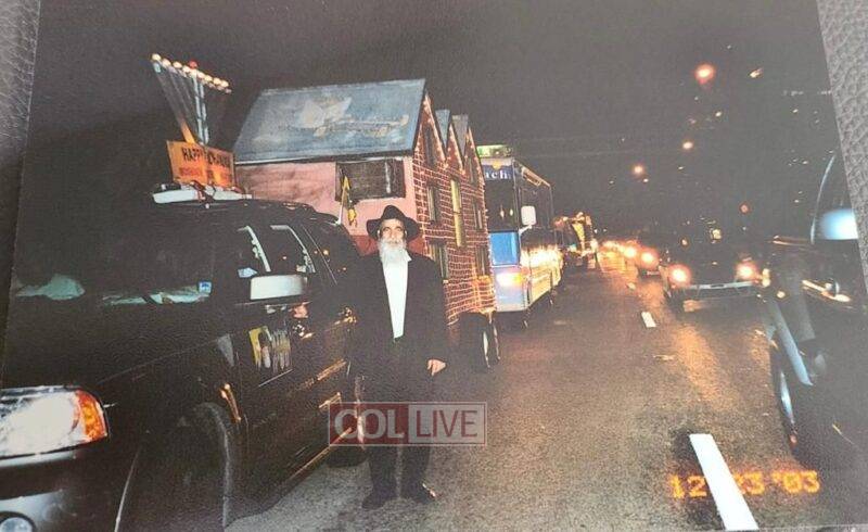 Chanukah 2003 Rabbi Motty Anati and his Chanukah parade lighting up South Florida