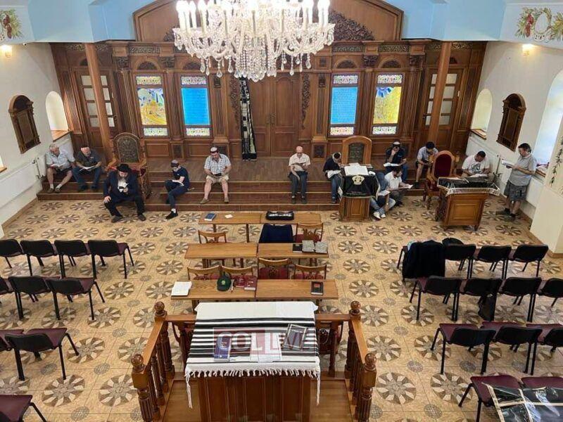 Tisha B’Av in Kherson led by Rabbi Yosef Wolff