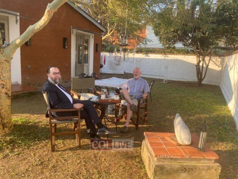 Head shliach rabbi Bentolila meets with Zambian Jewish community member