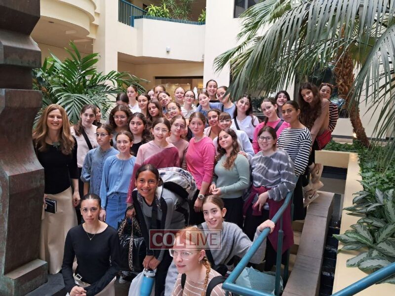 LEC 8th Grade Girls Enjoy a Whirlwind Trip to Celebrate the End of the Year (May 2025)