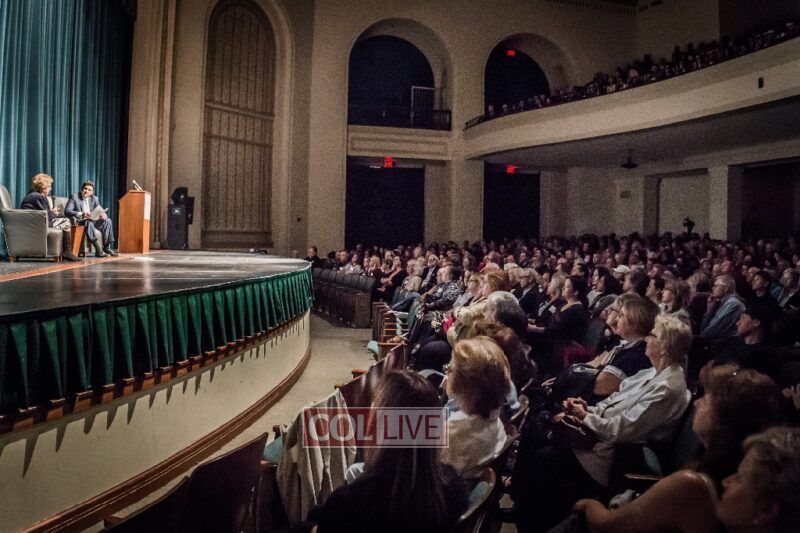 Schloss speaks at an event with Chabad Tucson in Arizona