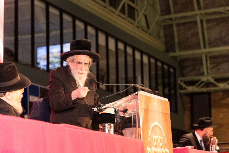 Rabbi Leibel Williger, Rosh Kollel Torah Vodaath<br />
<br />
